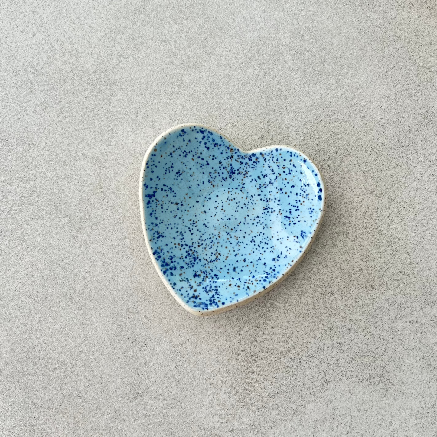ceramic heart-shaped dish