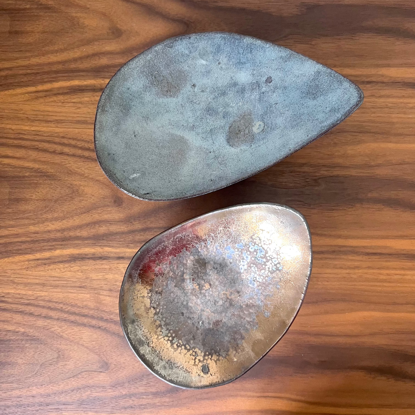 pedestal bowl